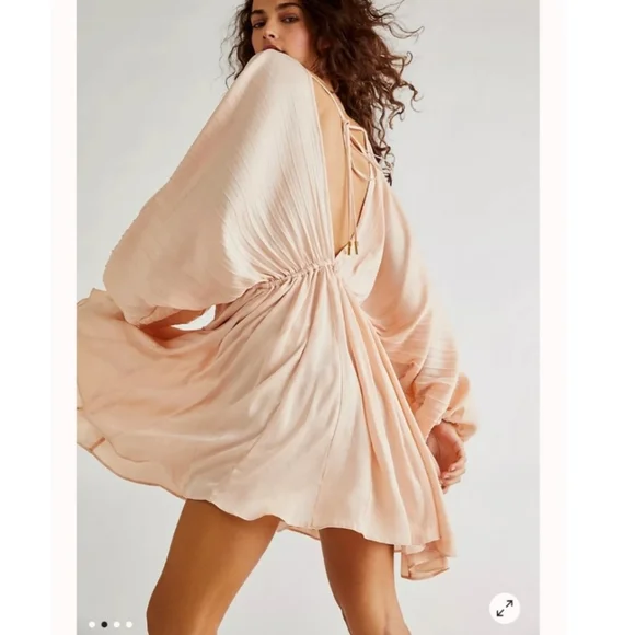 NEW Free People Arzel Mini Dress in Palm Leaf Satin Deep V Plunge Pleated XS - threedaughtersproperties.com NEW Free People Arzel Mini Dress in Palm Leaf Satin Deep V Plunge Pleated XS - threedaughtersproperties.com
